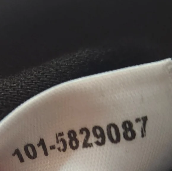 PAIGE GEMMA LEATHER-LIKE SKINNY LEG HIGH RISE JEANS 27 $229 - Picture 14 of 15